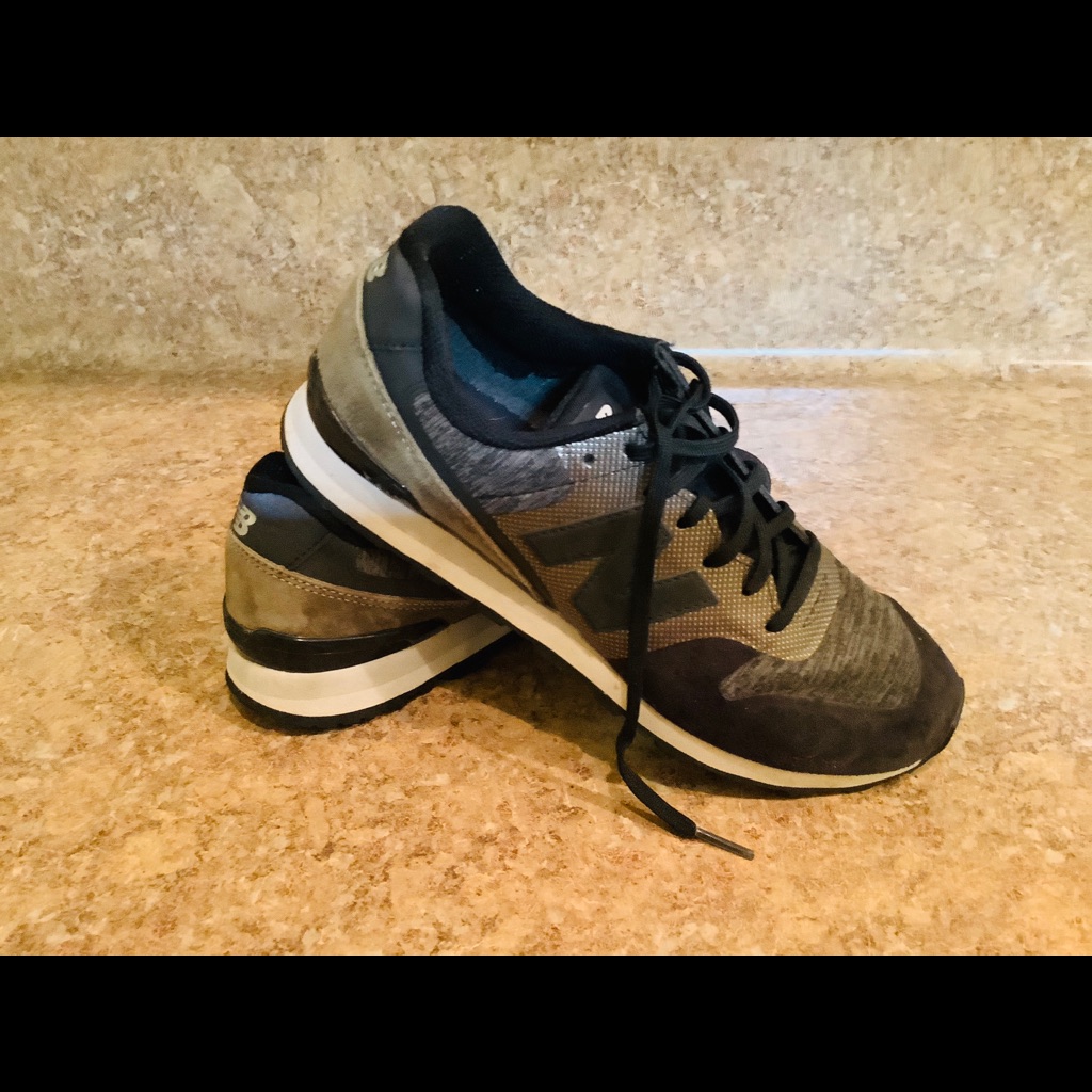 New Balance 696 Shoes